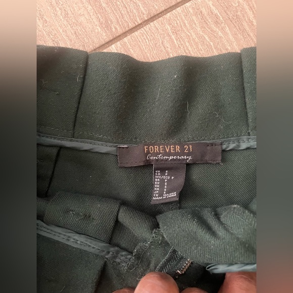 Forever 21 shorts - Picture 2 of 3